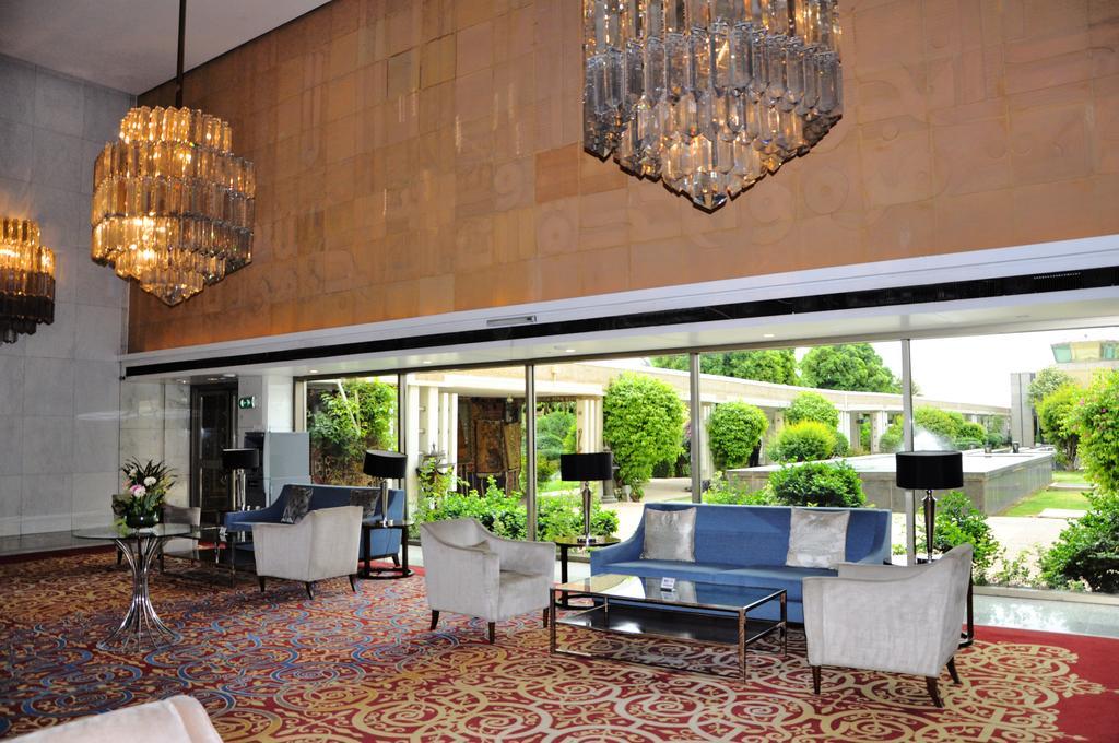 Royal Tulip Alrasheed Hotel Baghdad Buitenkant foto