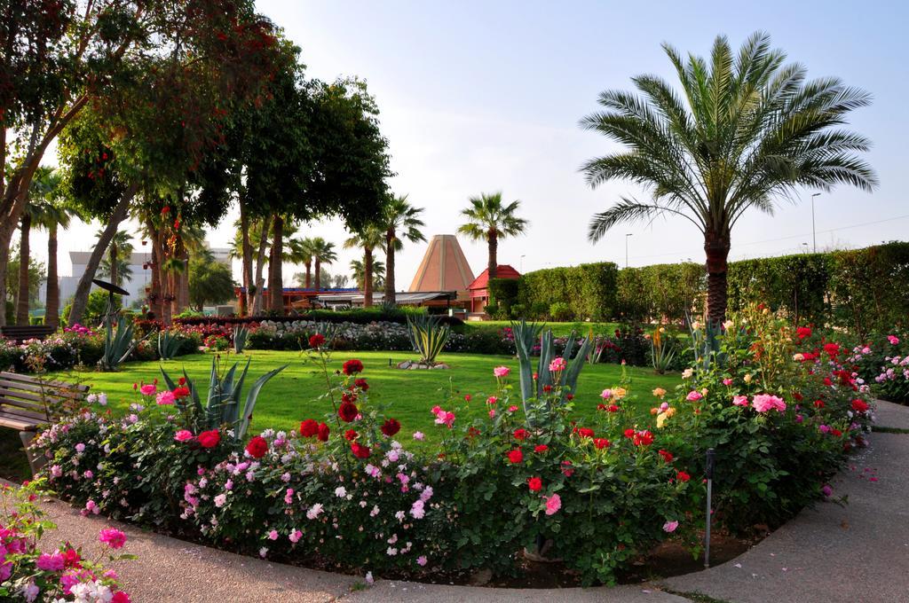 Royal Tulip Alrasheed Hotel Baghdad Buitenkant foto