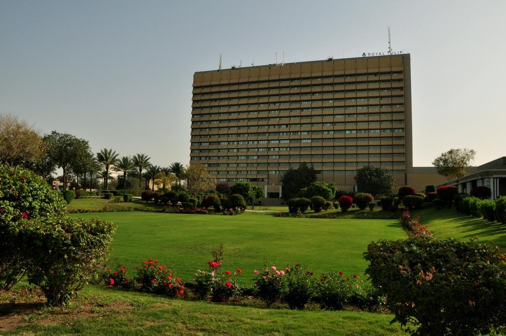 Royal Tulip Alrasheed Hotel Baghdad Buitenkant foto